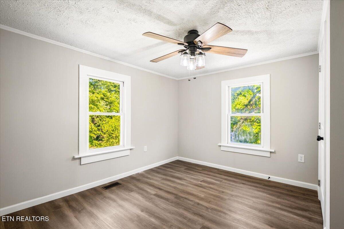 404 Sharp Lane