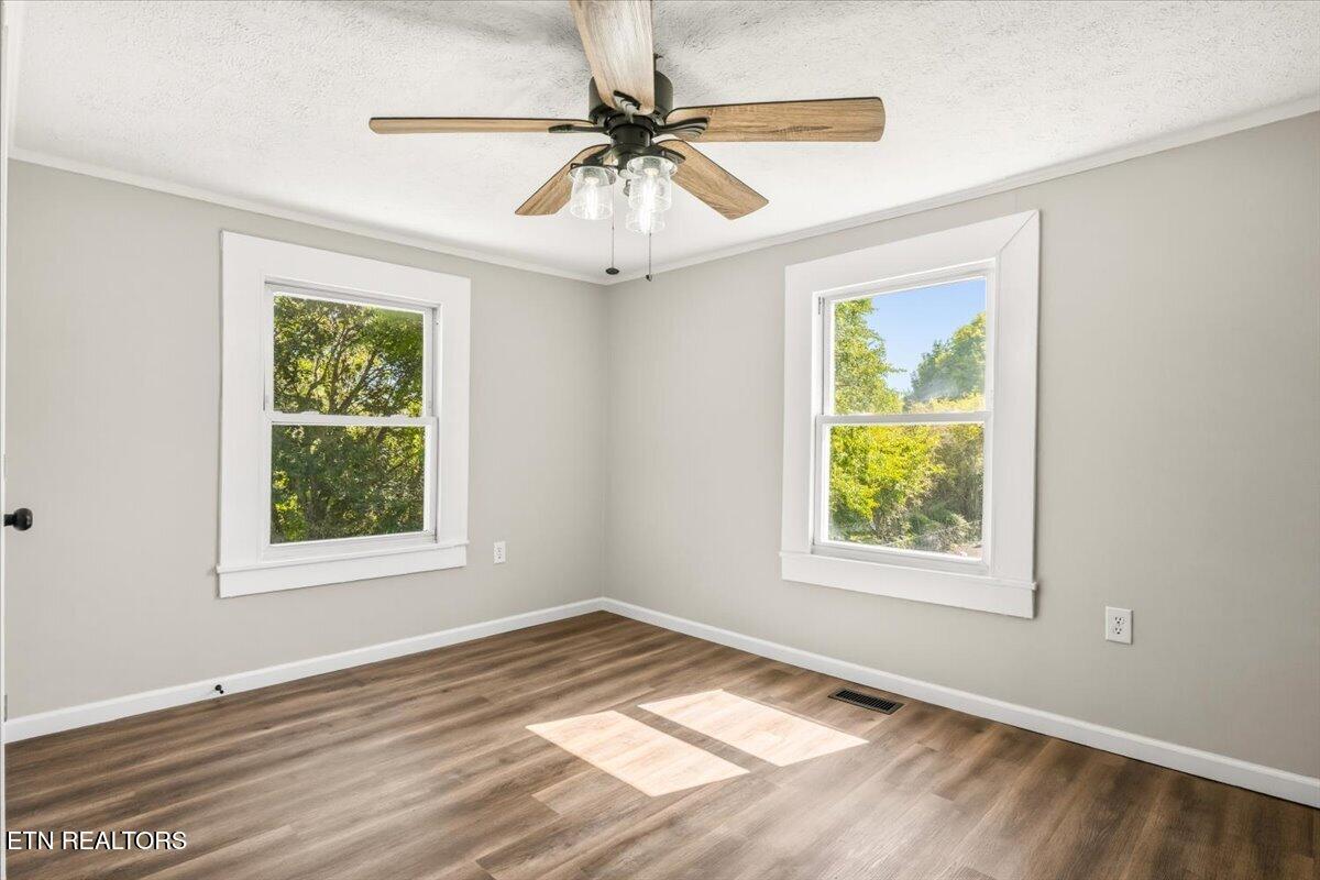 404 Sharp Lane