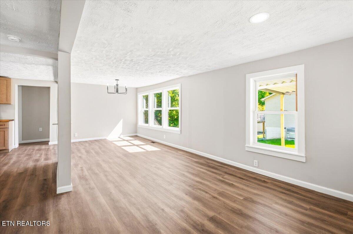 404 Sharp Lane