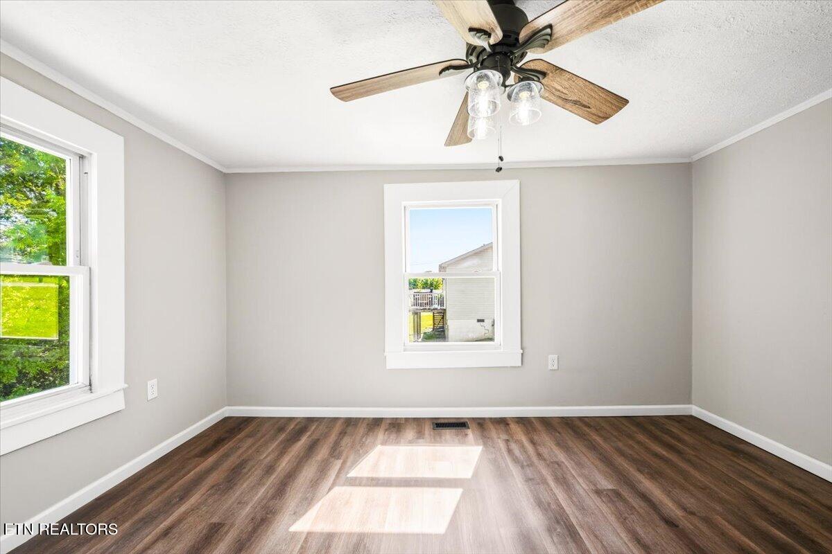 404 Sharp Lane