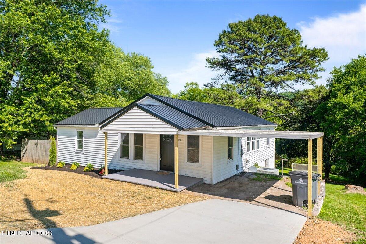 404 Sharp Lane
