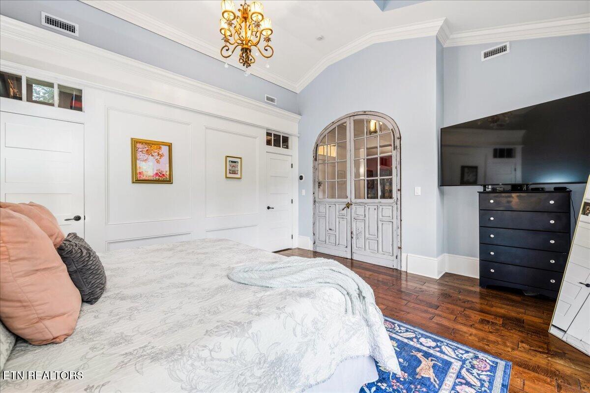 104 Morgan St