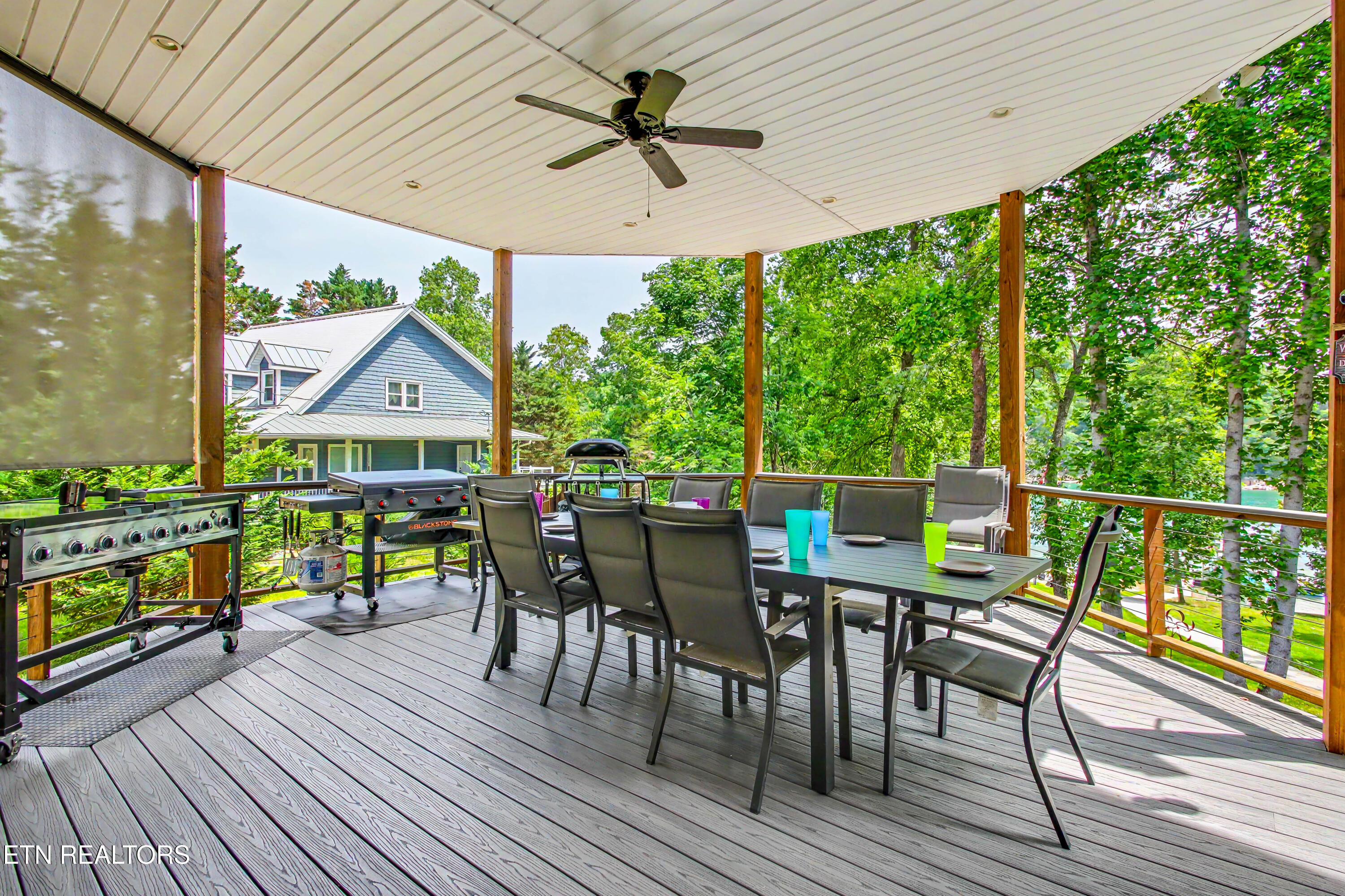597 E Norris Point Rd, LaFollette