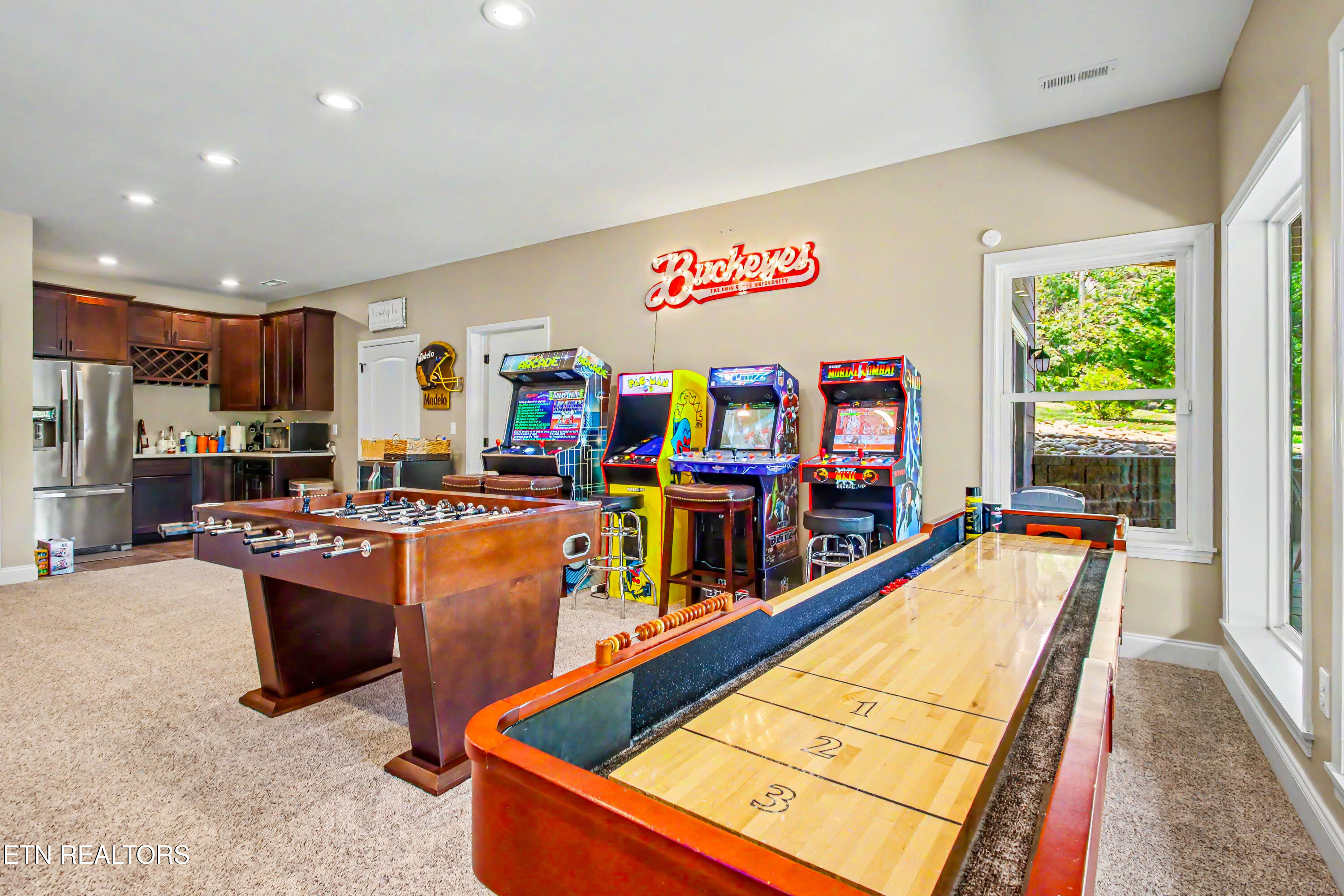 597 E Norris Point Rd, LaFollette