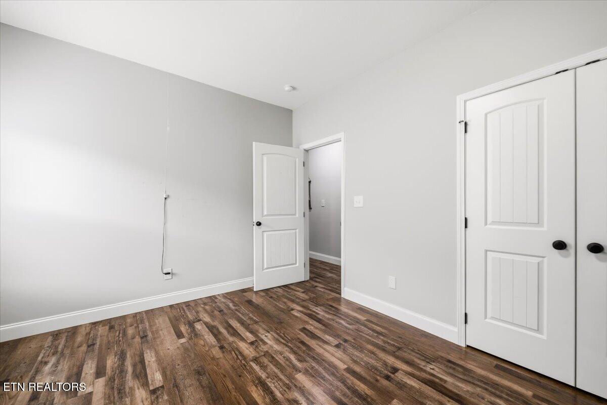 320 Wagon Lane