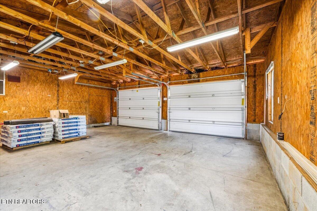 123 Sweat Lane, LaFollette
