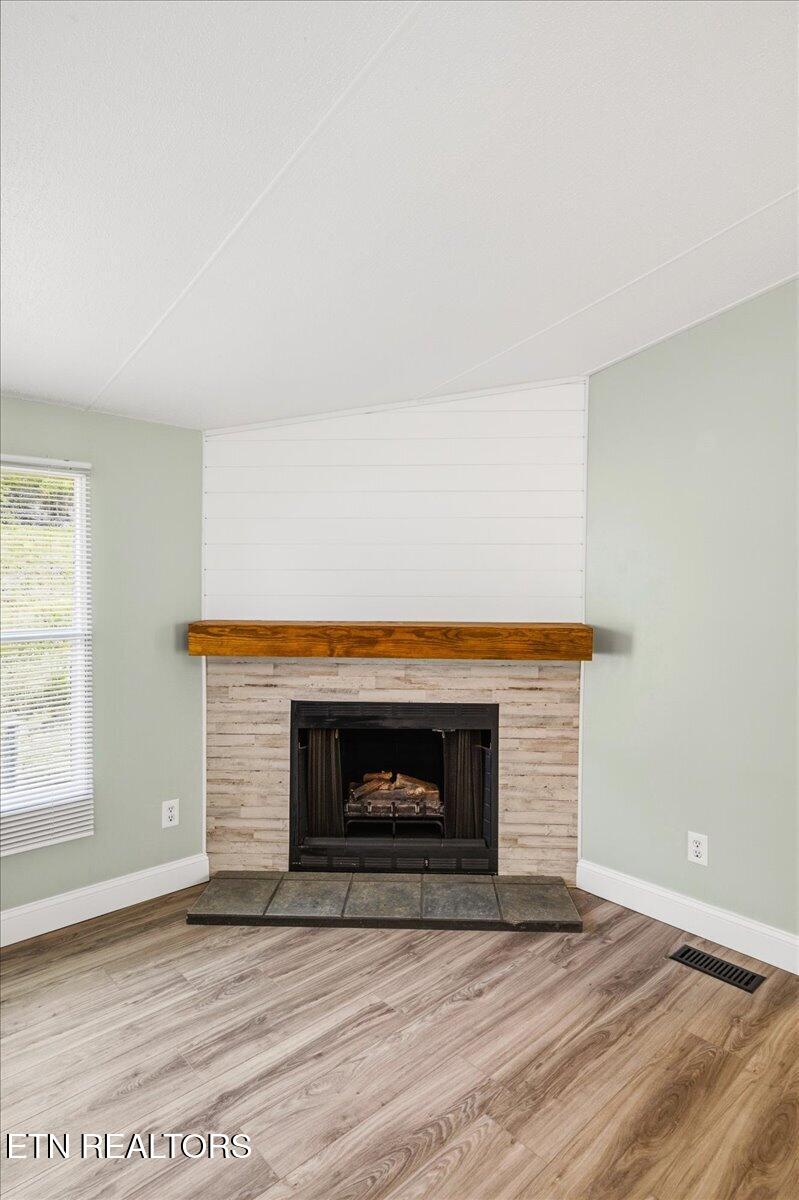 123 Sweat Lane, LaFollette