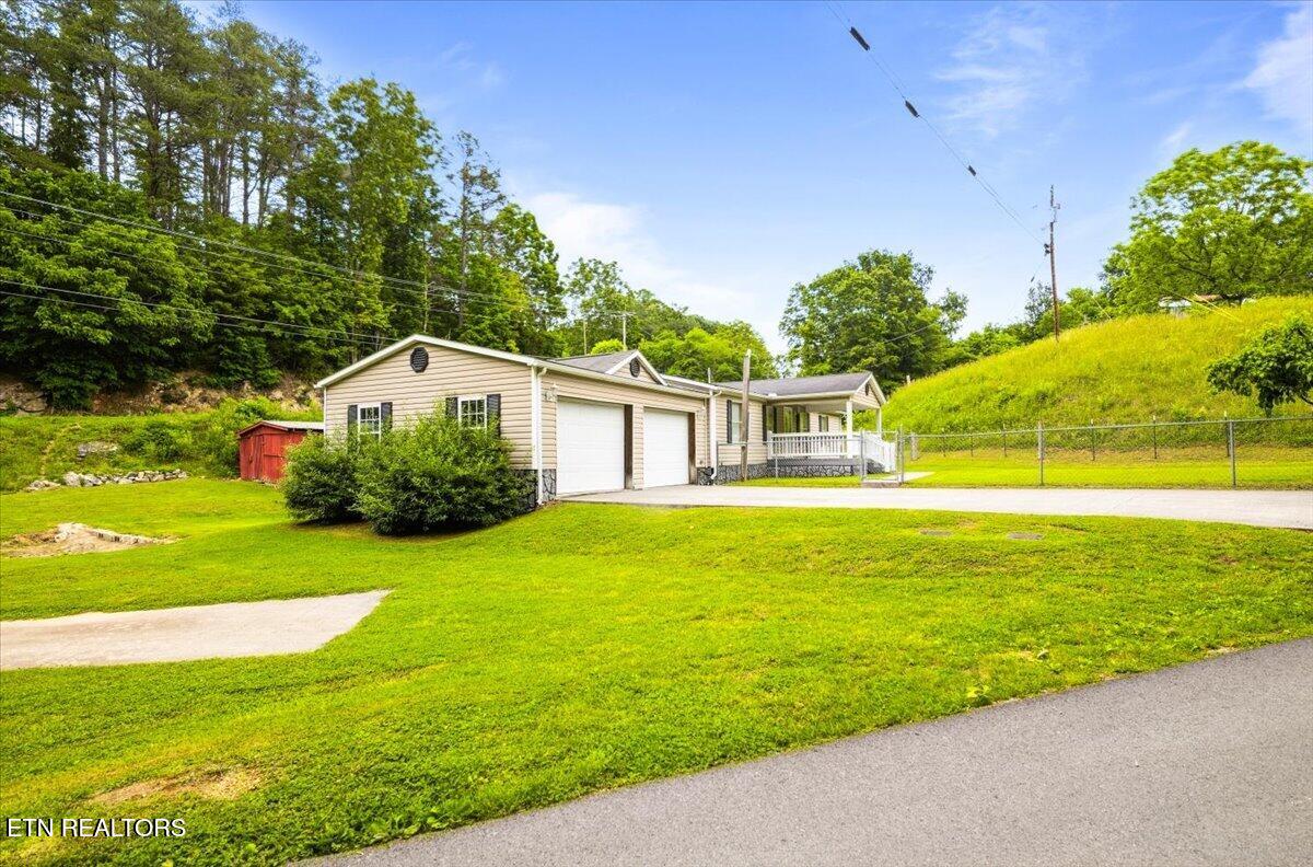 123 Sweat Lane, LaFollette