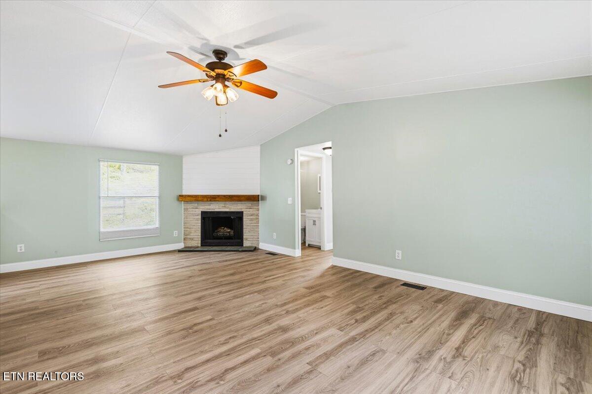 123 Sweat Lane, LaFollette