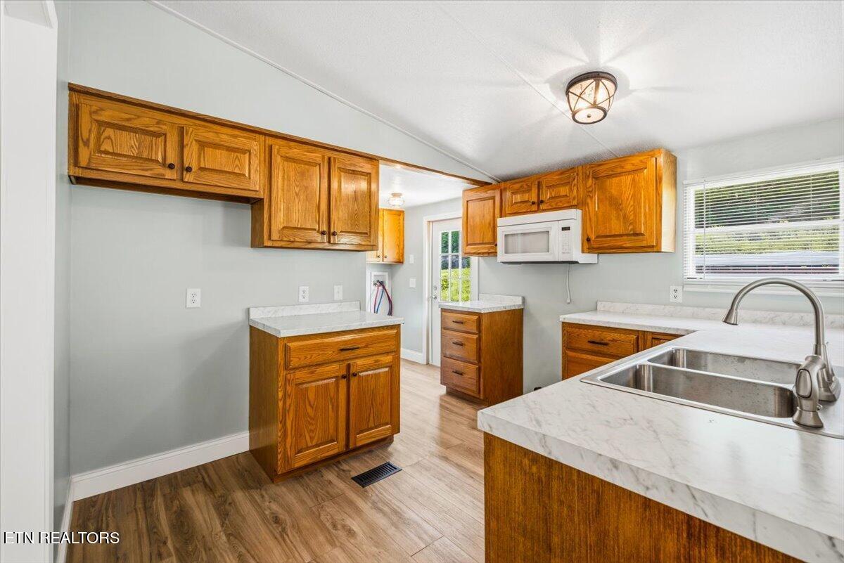 123 Sweat Lane, LaFollette