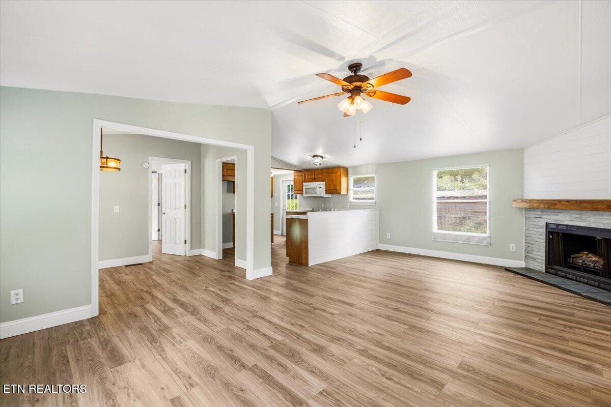 123 Sweat Lane, LaFollette