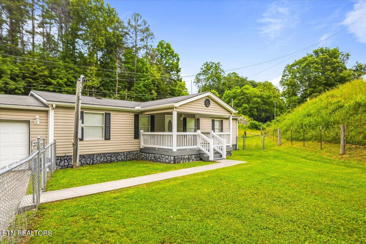 123 Sweat Lane, LaFollette