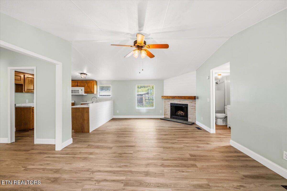 123 Sweat Lane, LaFollette