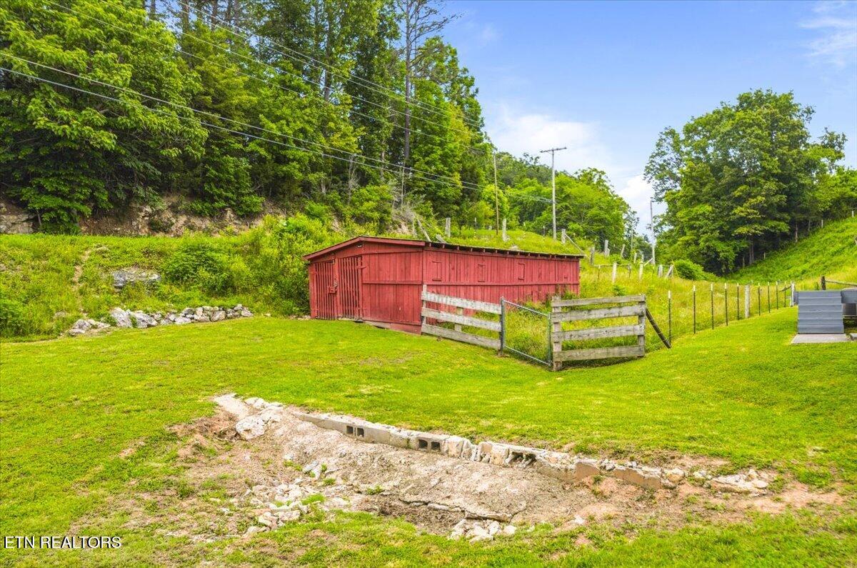123 Sweat Lane, LaFollette