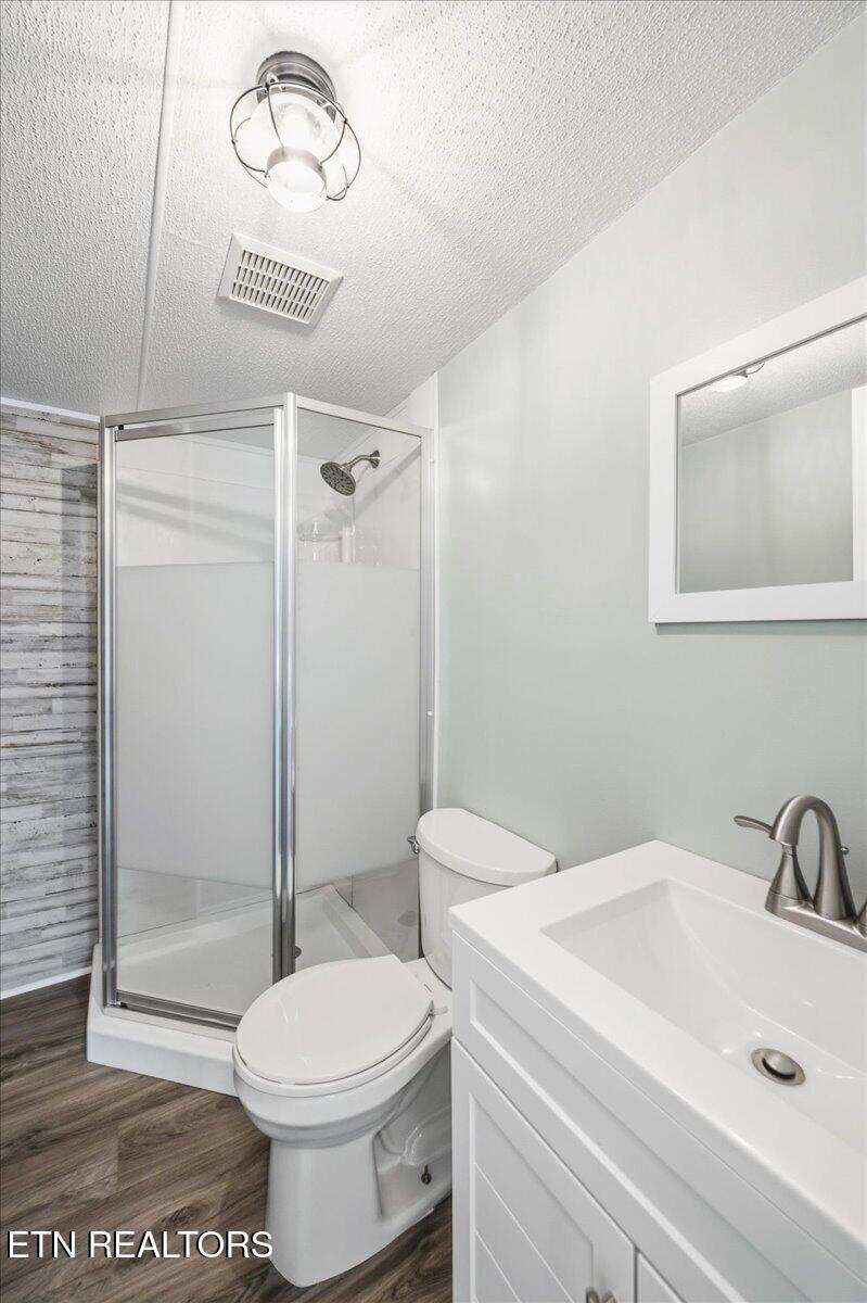 123 Sweat Lane, LaFollette
