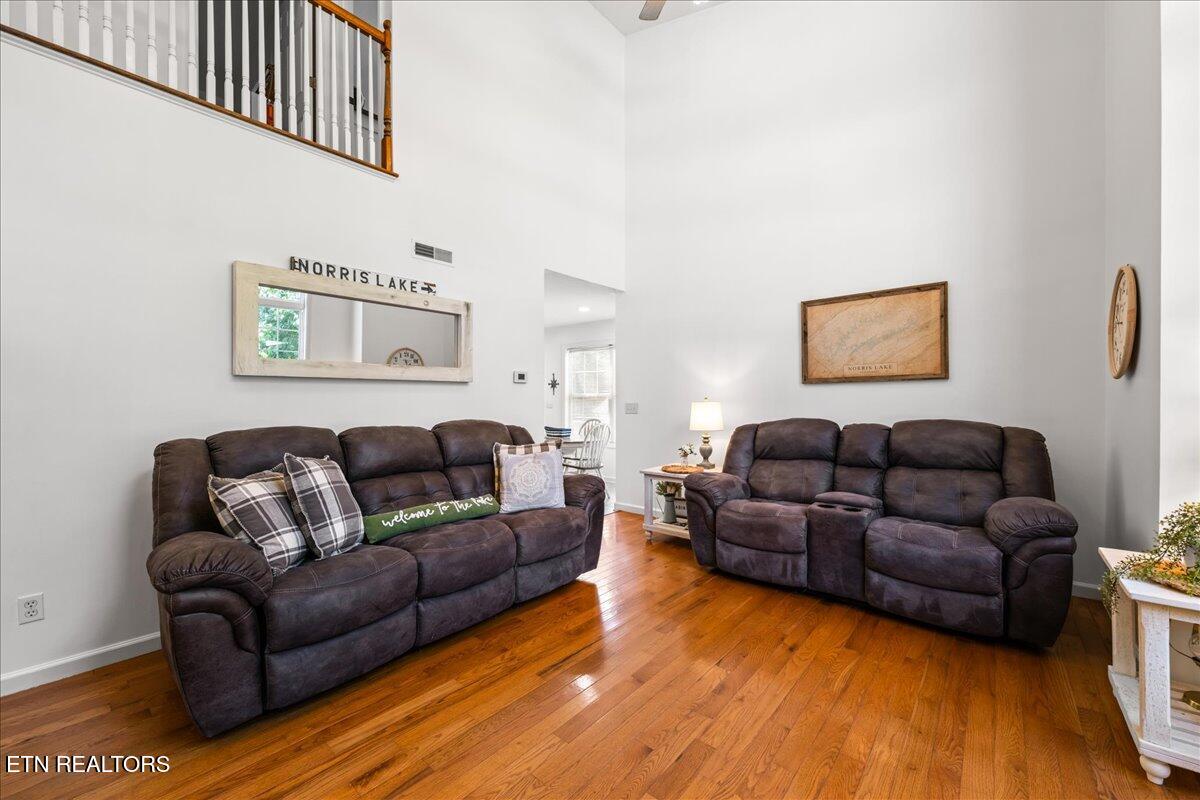 804 Pine Hollow Rd