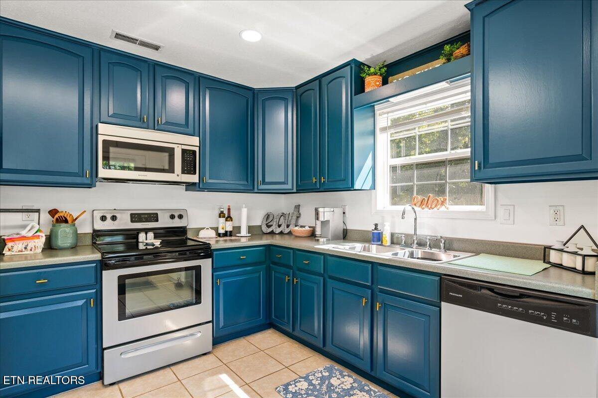 804 Pine Hollow Rd