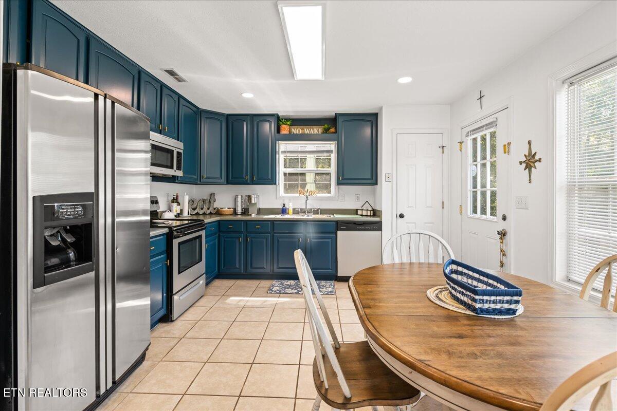 804 Pine Hollow Rd