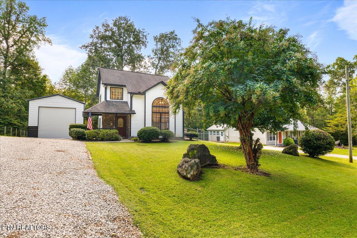 804 Pine Hollow Rd