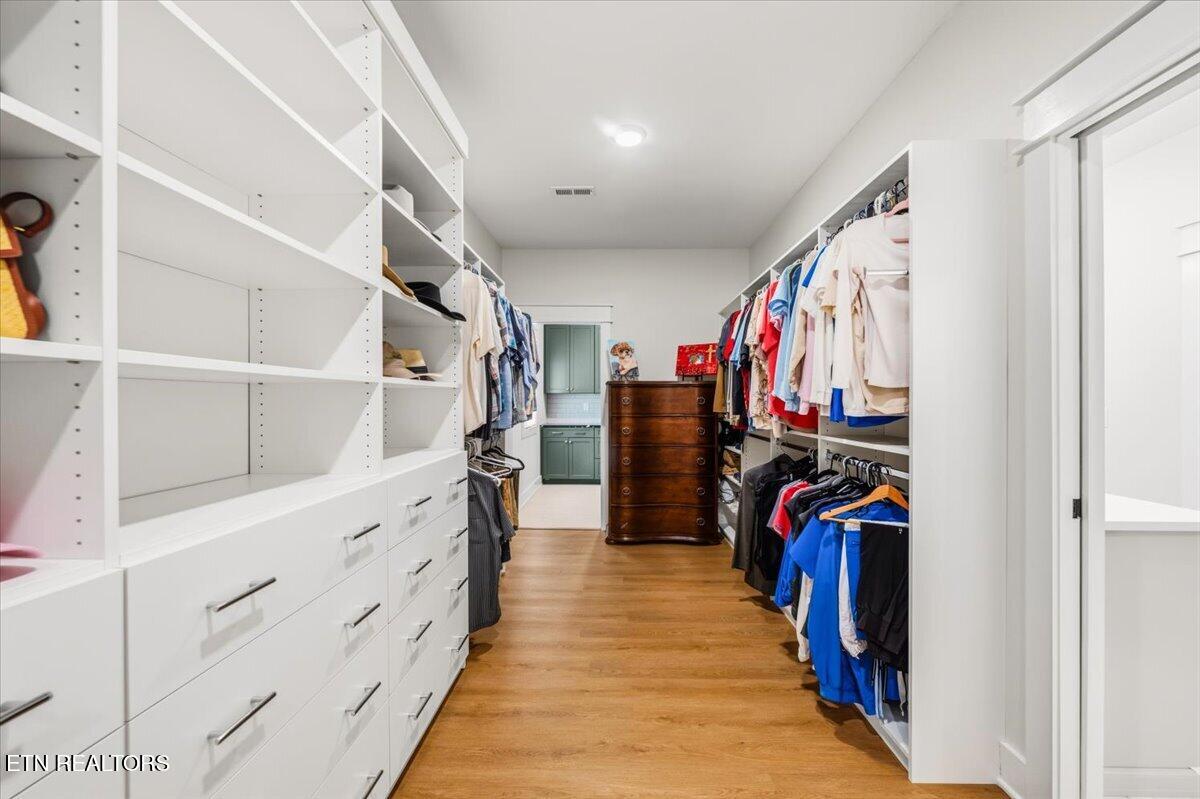 195 Grandview Lane