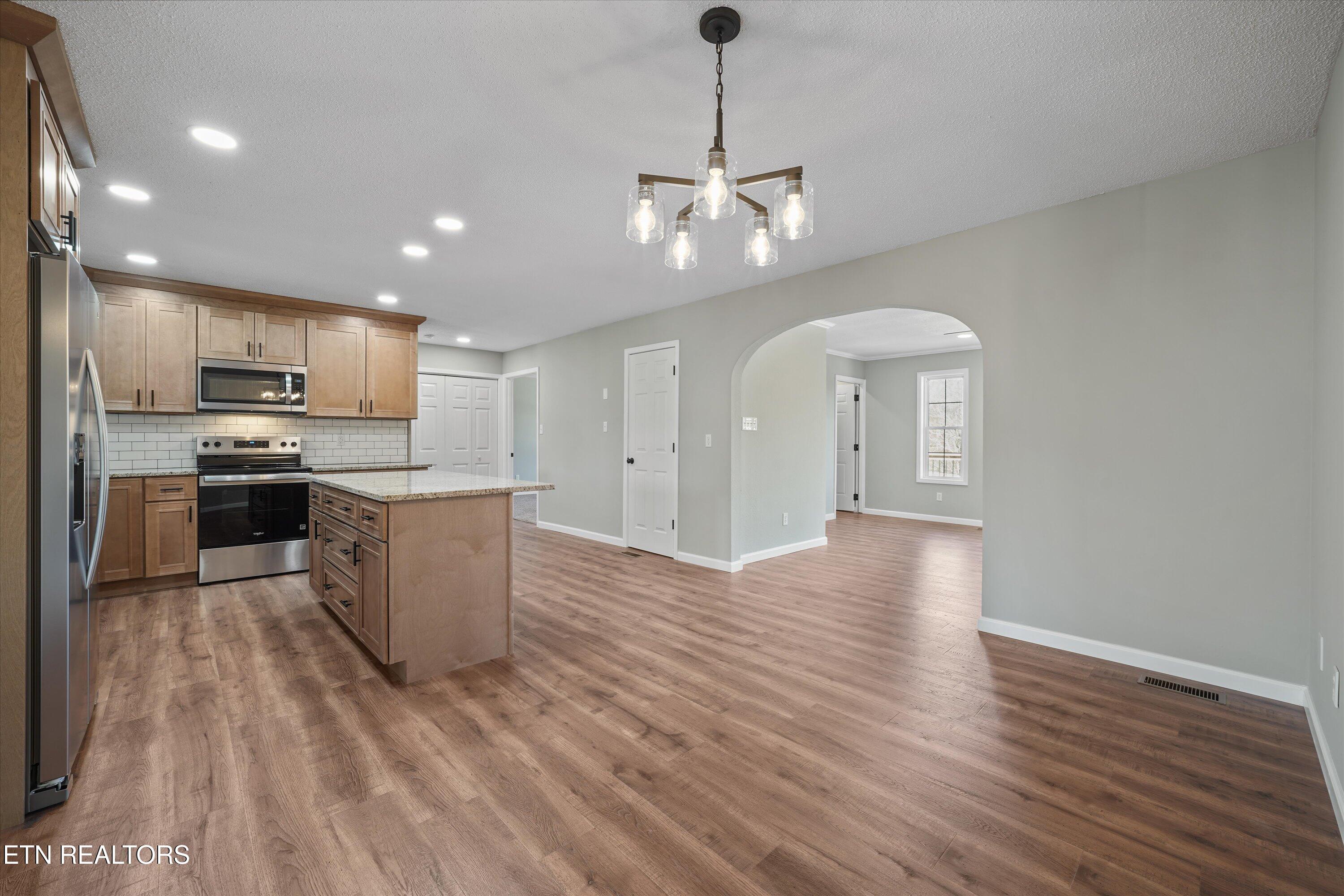 252 Perkins Lane