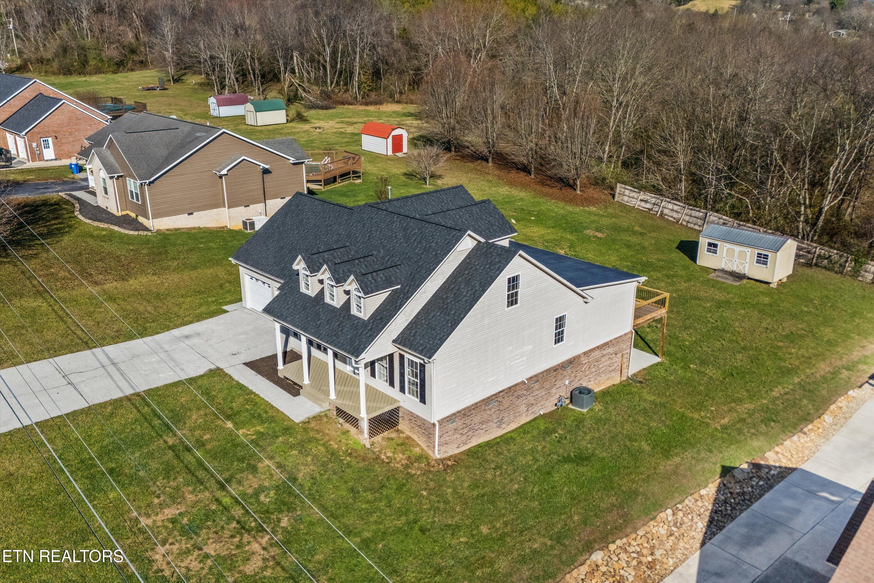252 Perkins Lane