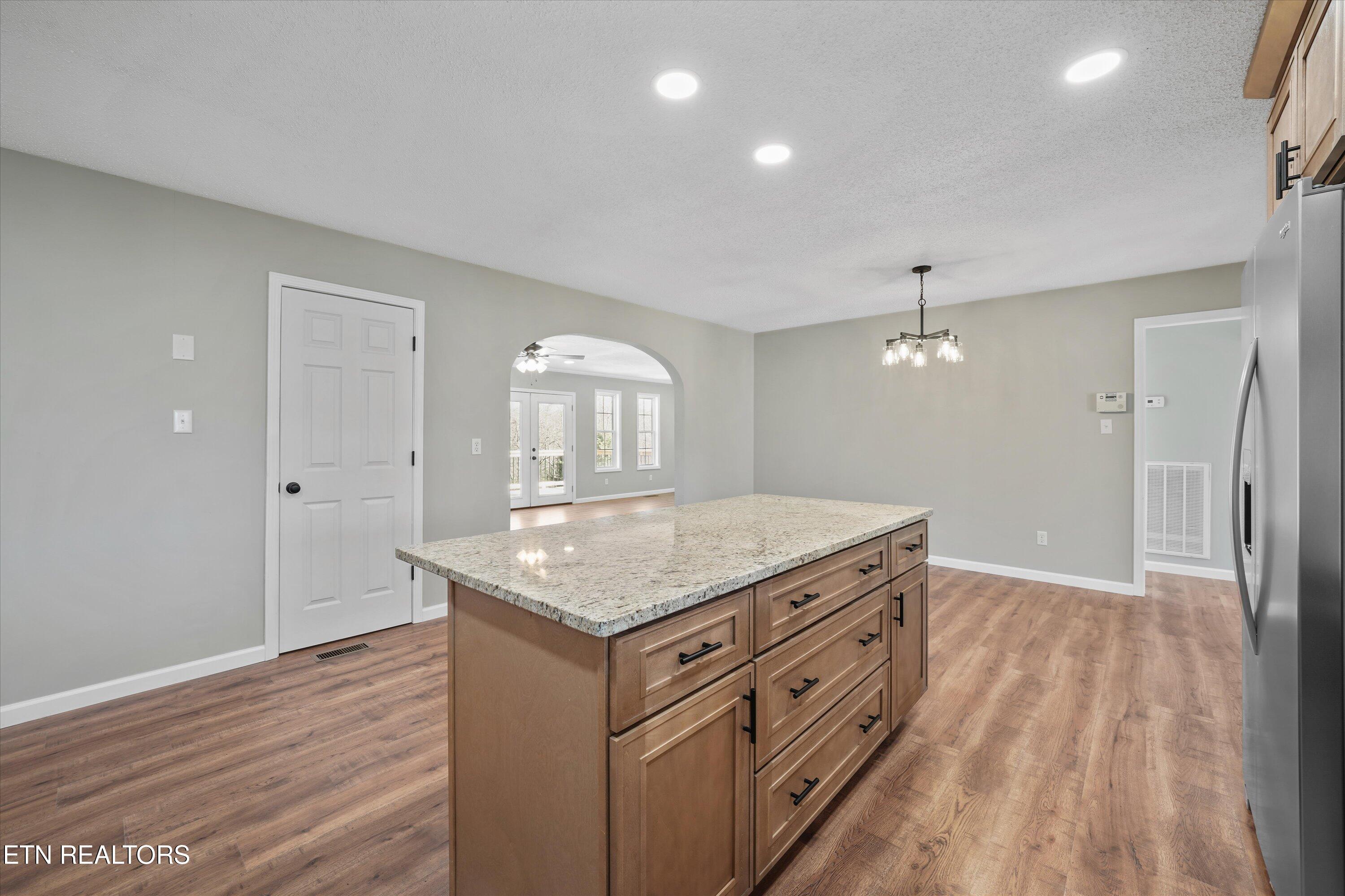 252 Perkins Lane