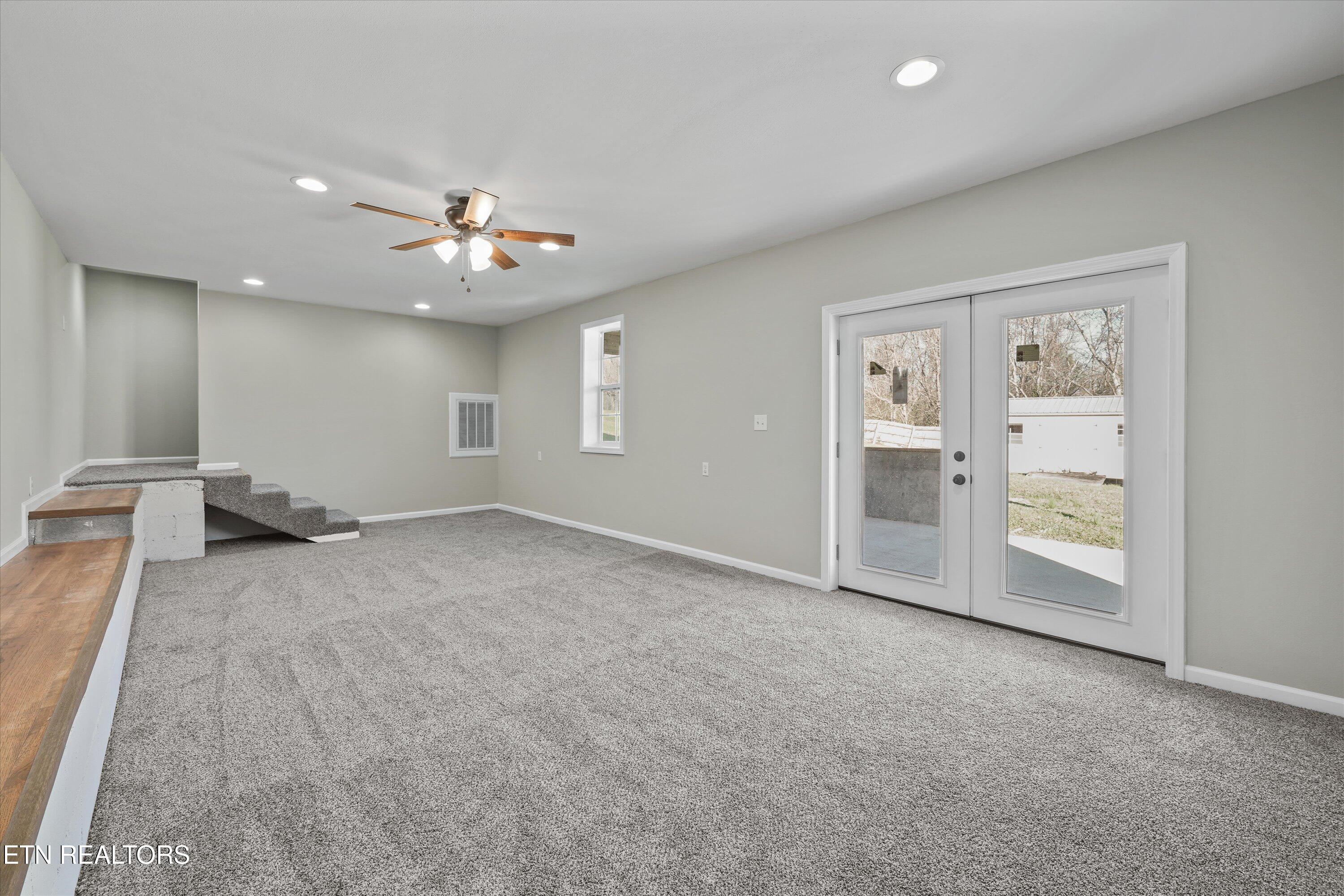 252 Perkins Lane