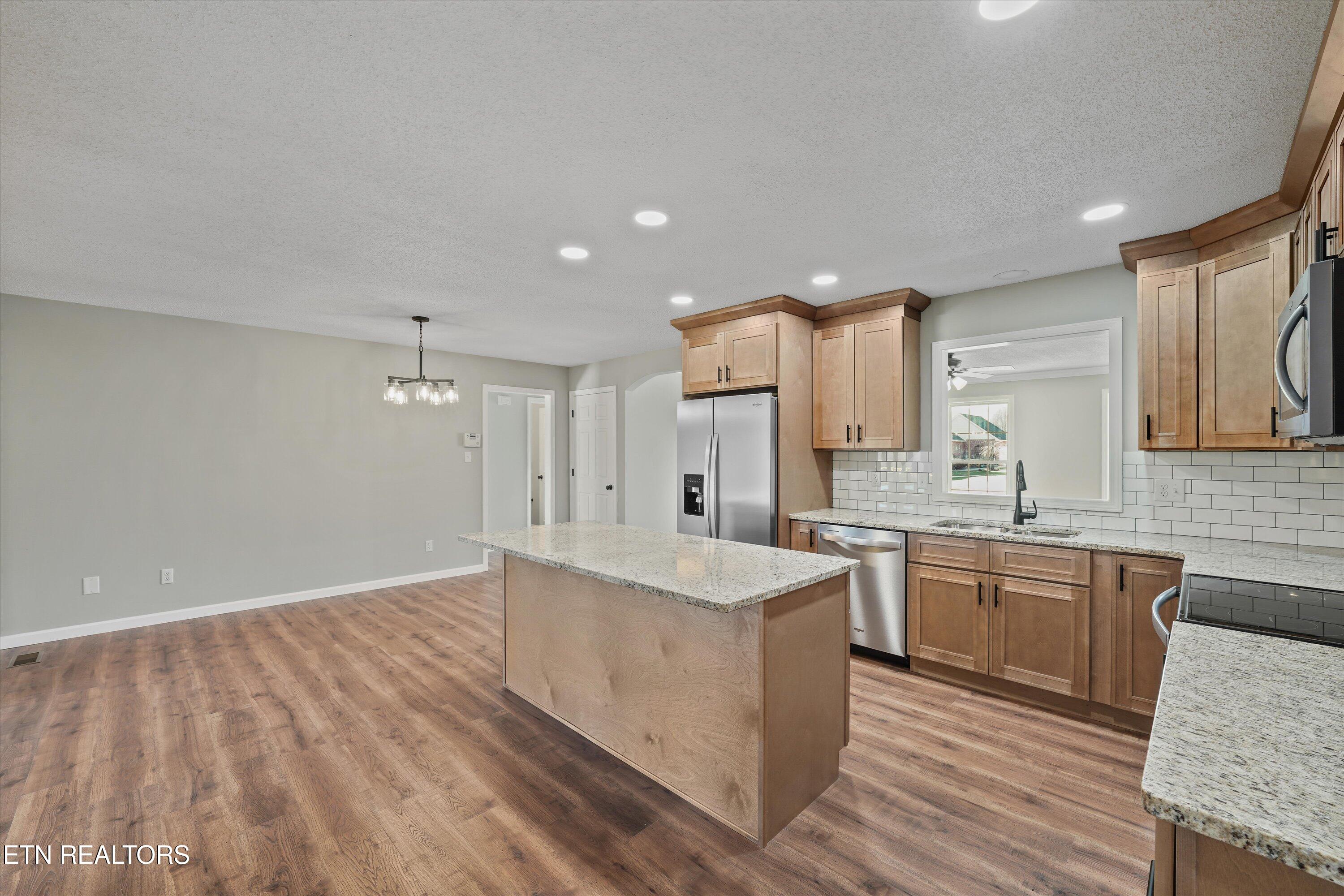 252 Perkins Lane