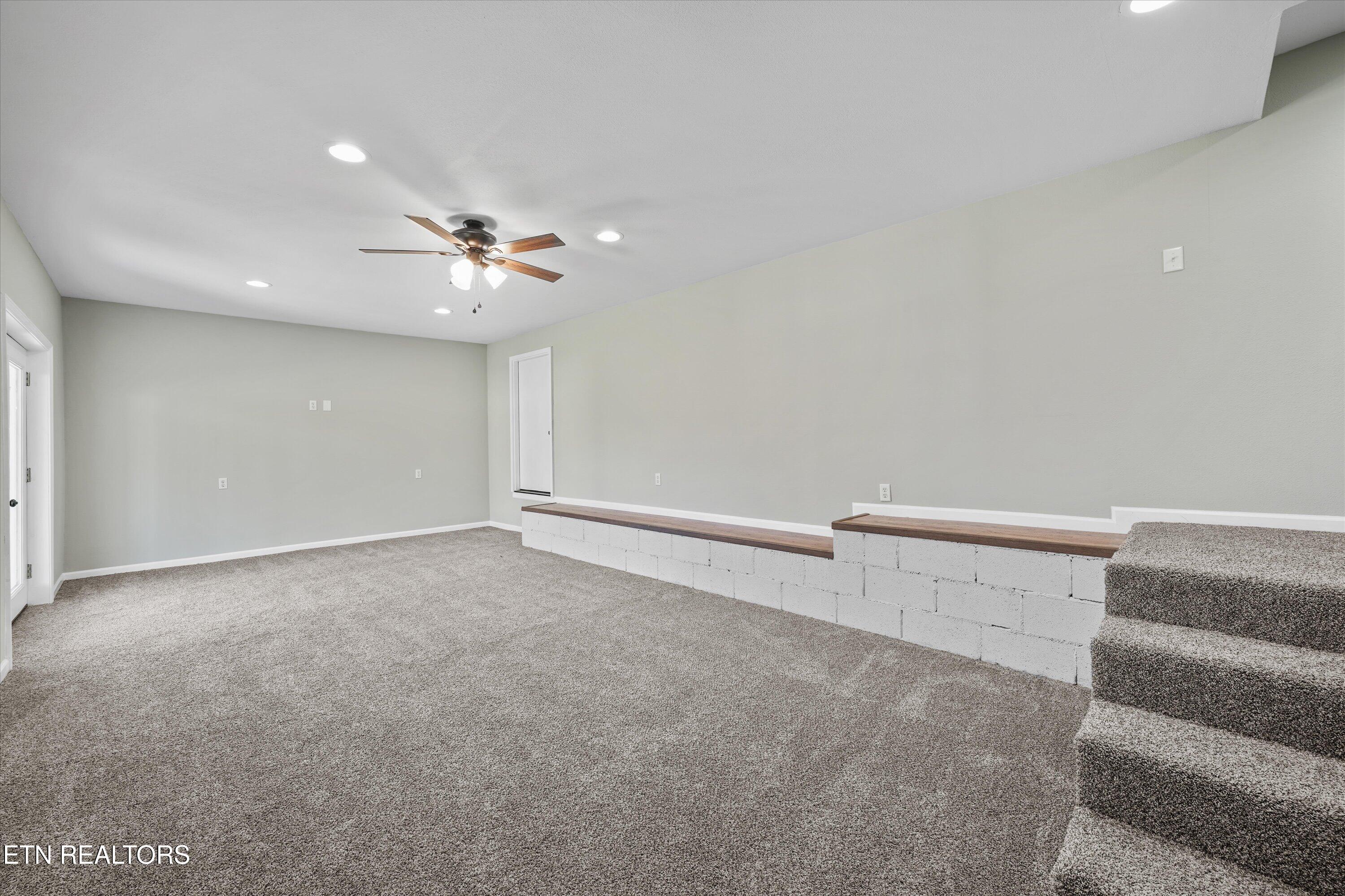 252 Perkins Lane