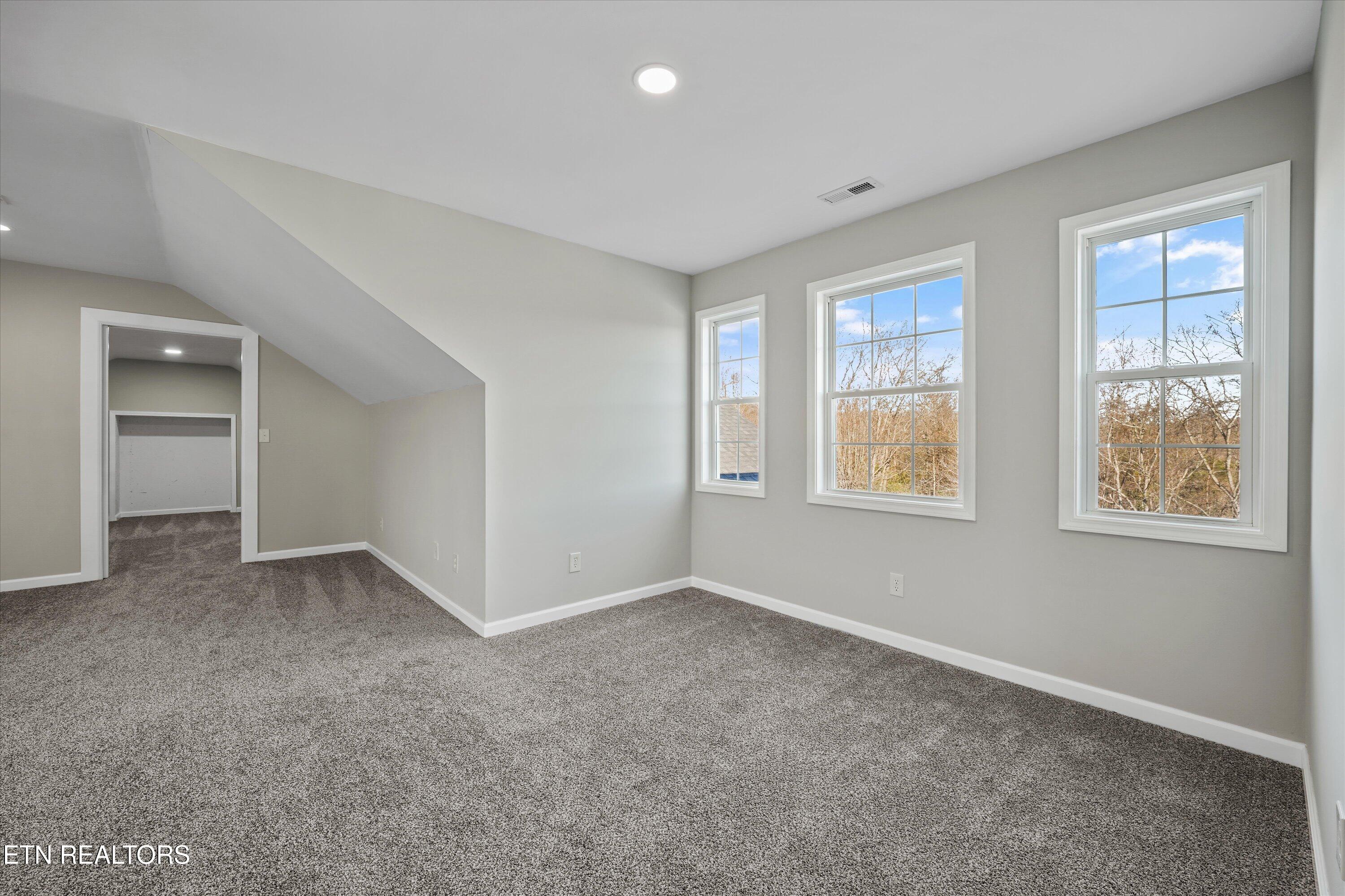 252 Perkins Lane