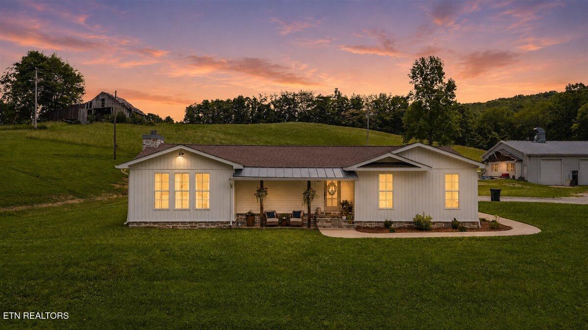 211 Pump Hollow Rd