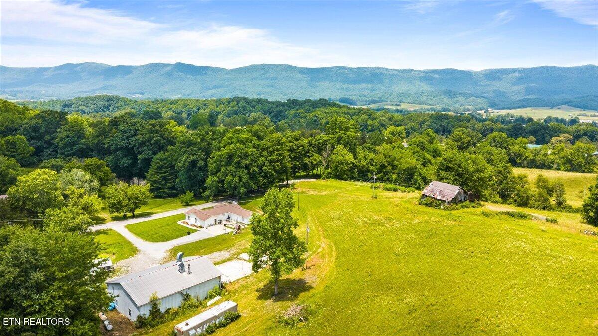 211 Pump Hollow Rd