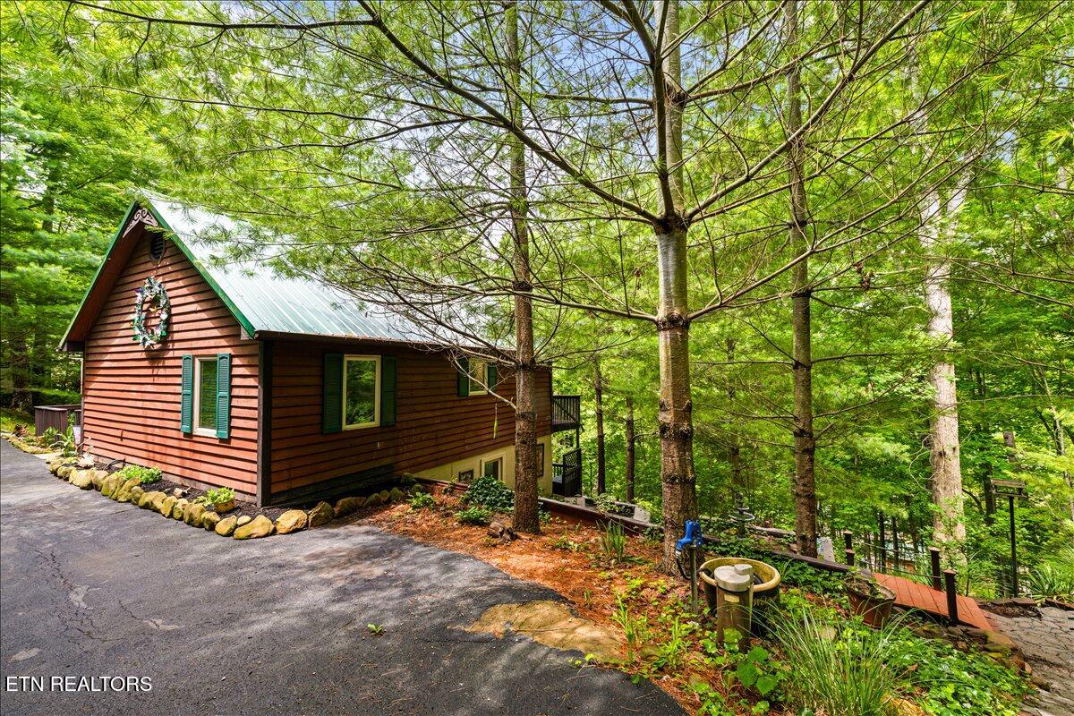 274 Pearl Rd, LaFollette
