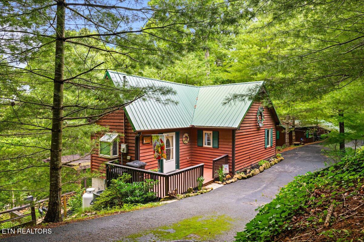 274 Pearl Rd, LaFollette