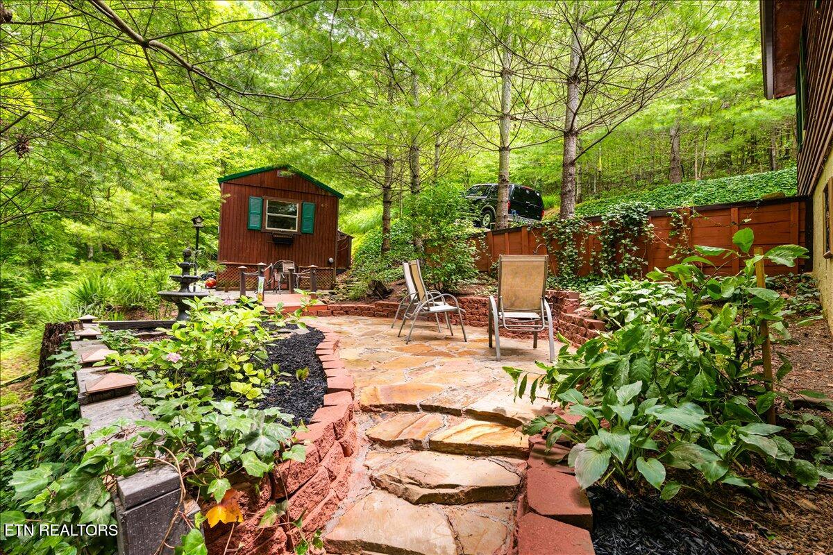 274 Pearl Rd, LaFollette