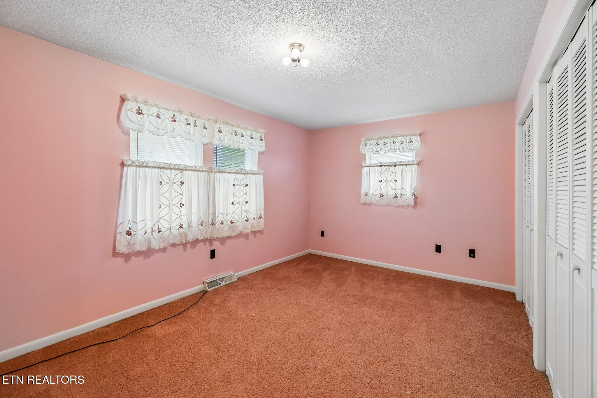 147 Meredith Rd, LaFollette