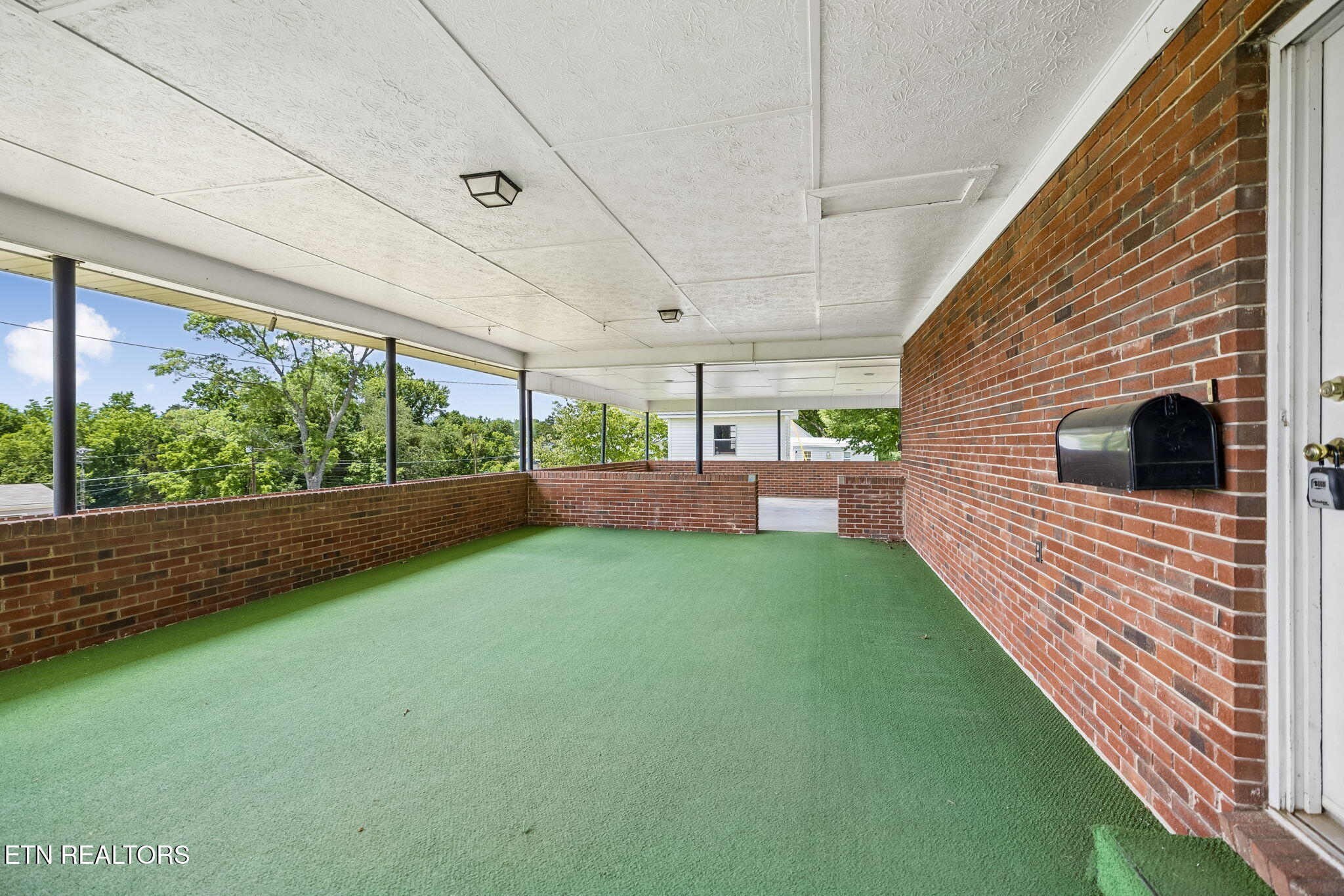 147 Meredith Rd, LaFollette