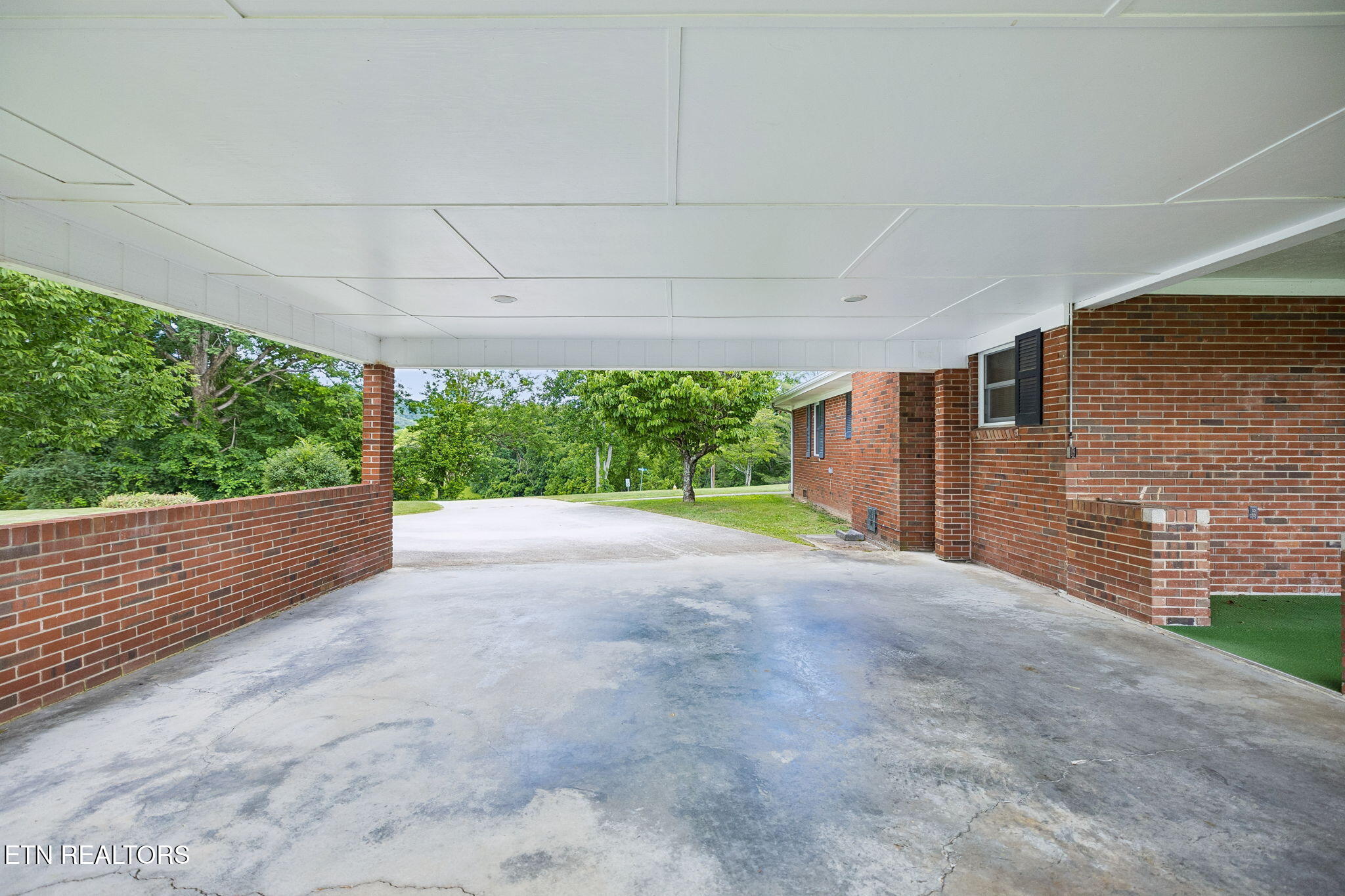 147 Meredith Rd, LaFollette