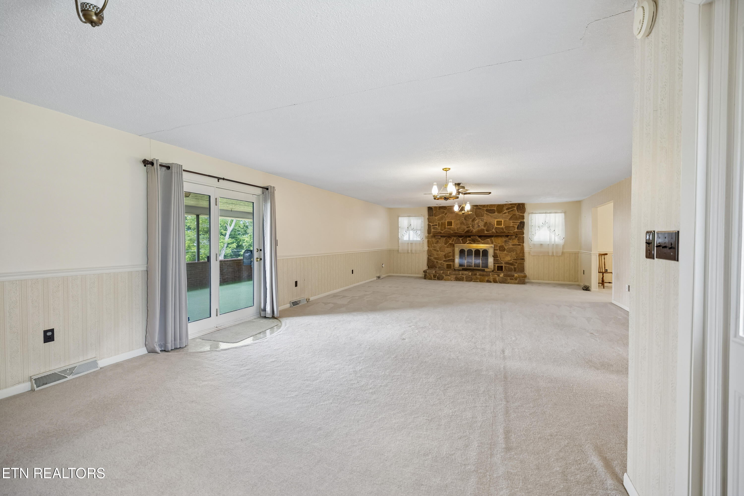 147 Meredith Rd, LaFollette