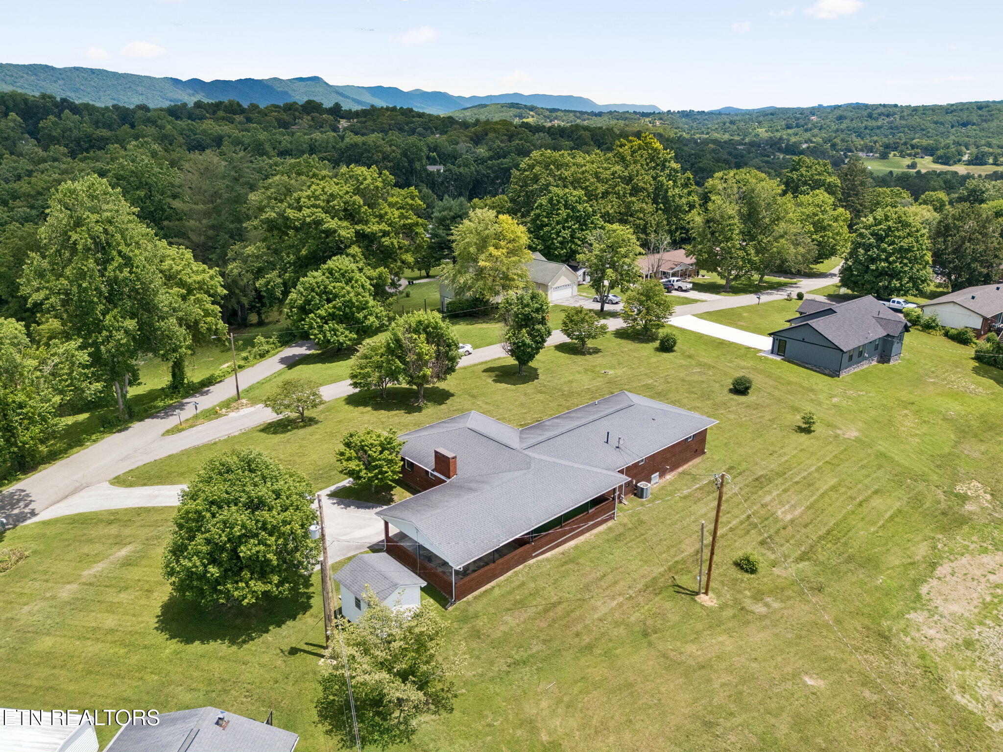 147 Meredith Rd, LaFollette