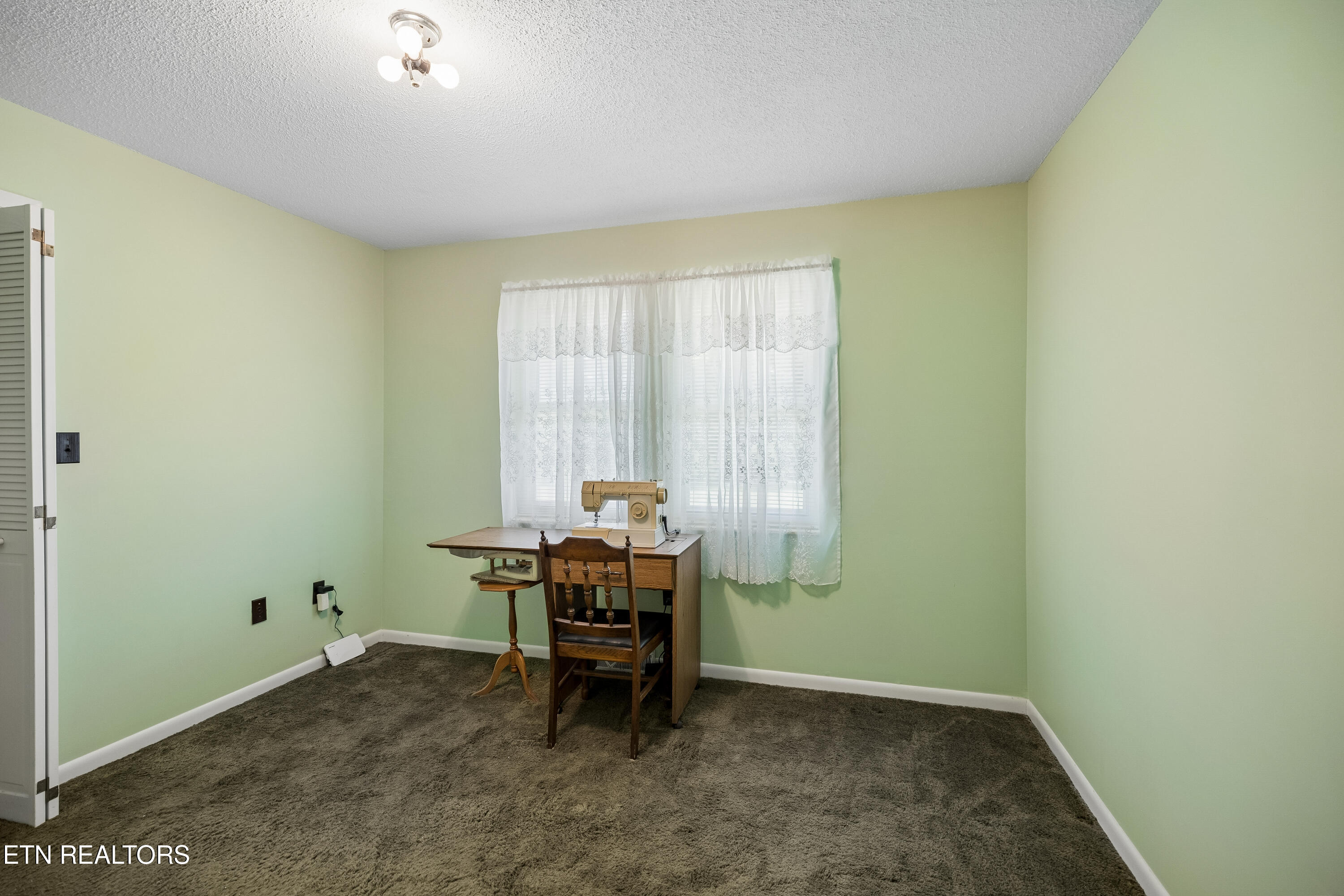 147 Meredith Rd, LaFollette