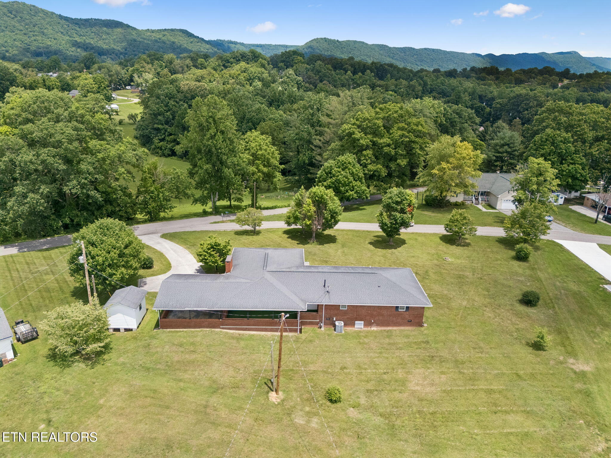 147 Meredith Rd, LaFollette