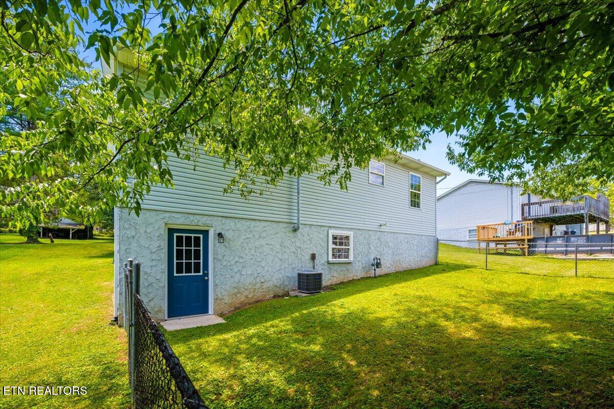 105 Jessica Lane, LaFollette