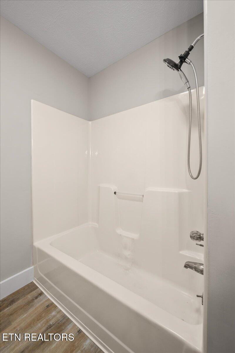 105 Jessica Lane, LaFollette