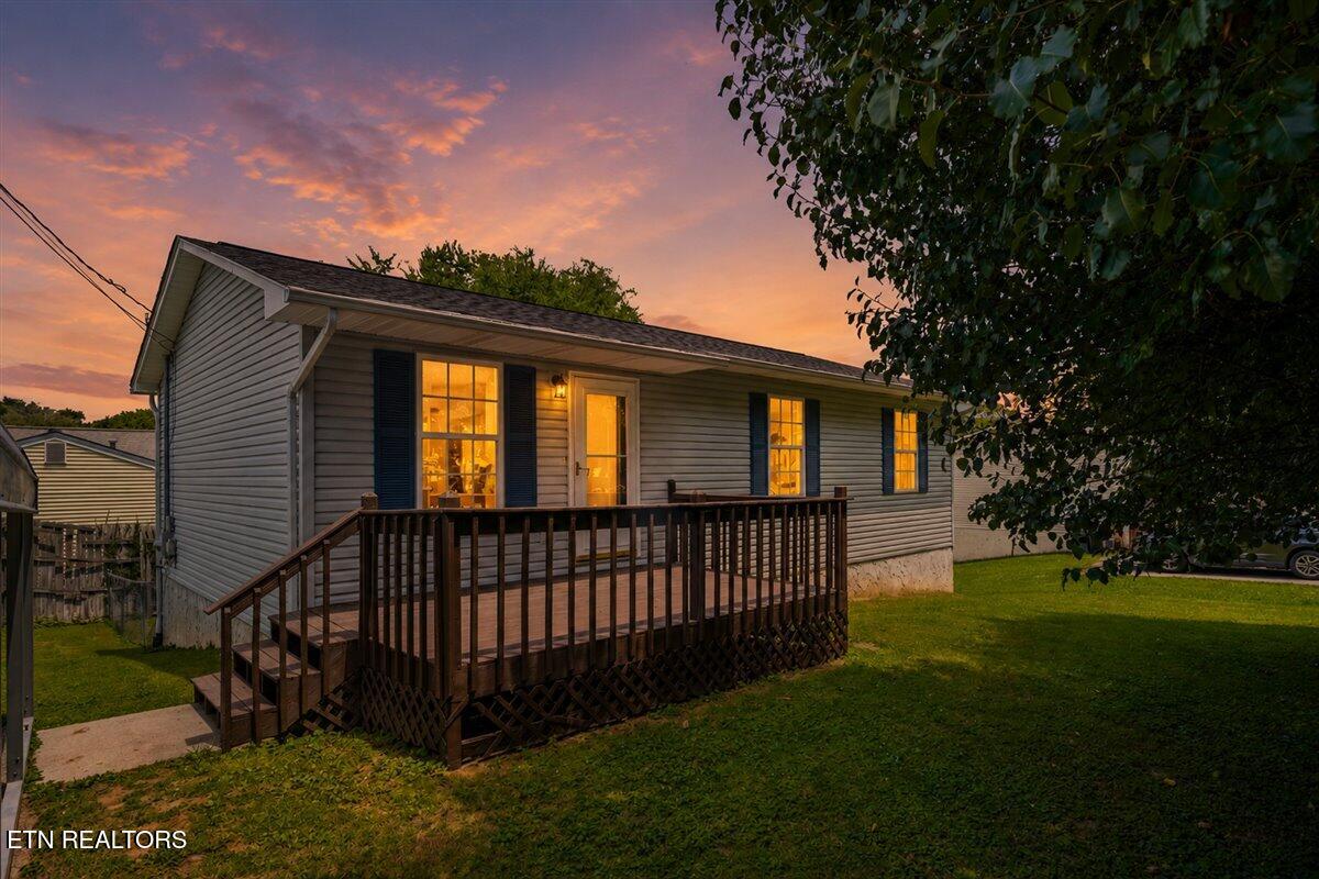 105 Jessica Lane, LaFollette