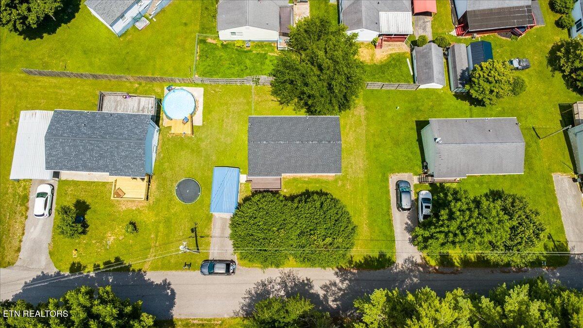 105 Jessica Lane, LaFollette