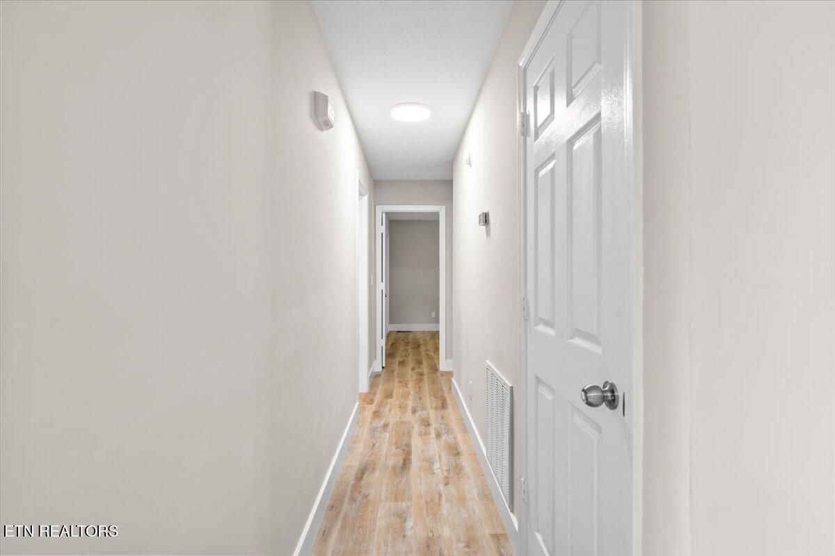 105 Jessica Lane, LaFollette