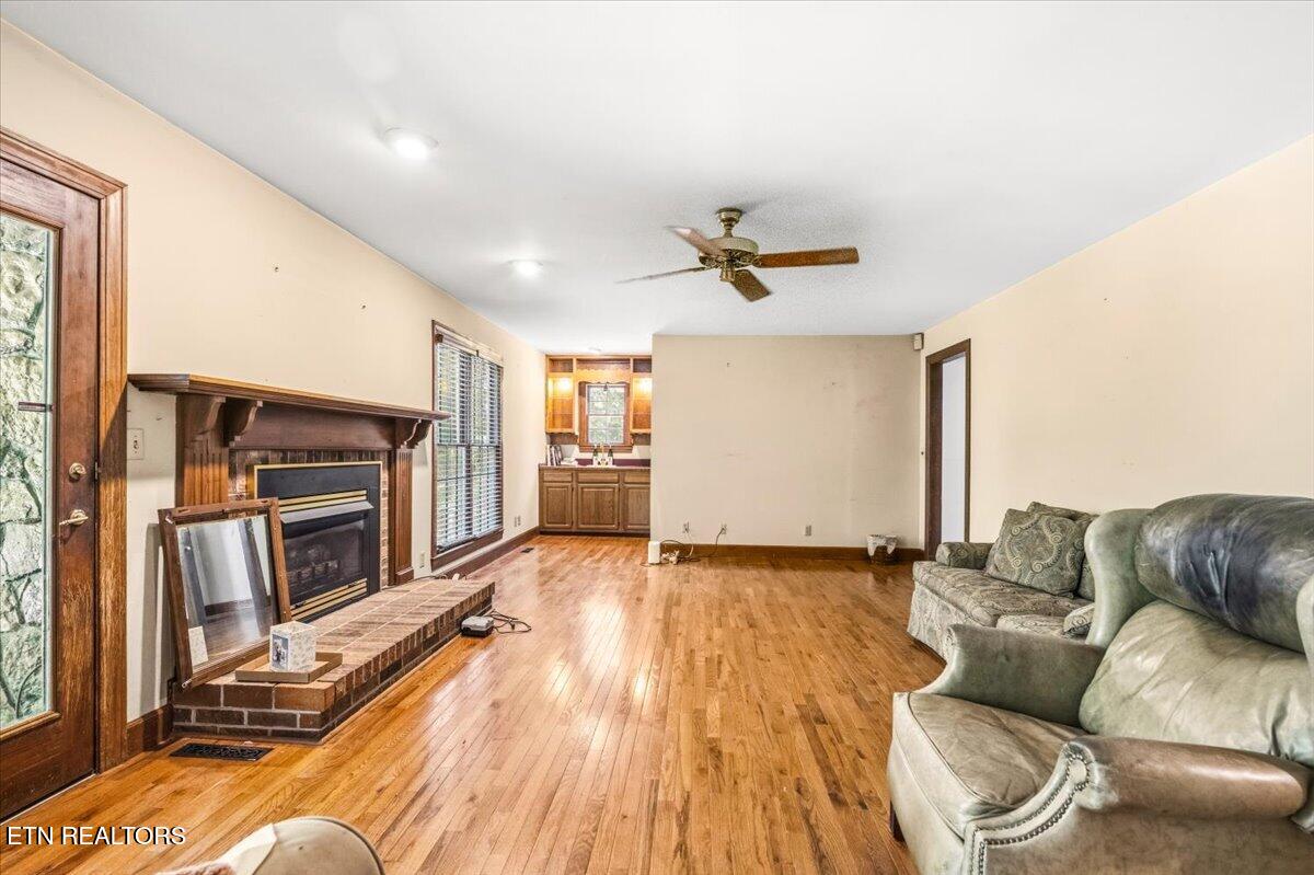 400 Imperial Heights Drive, LaFollette