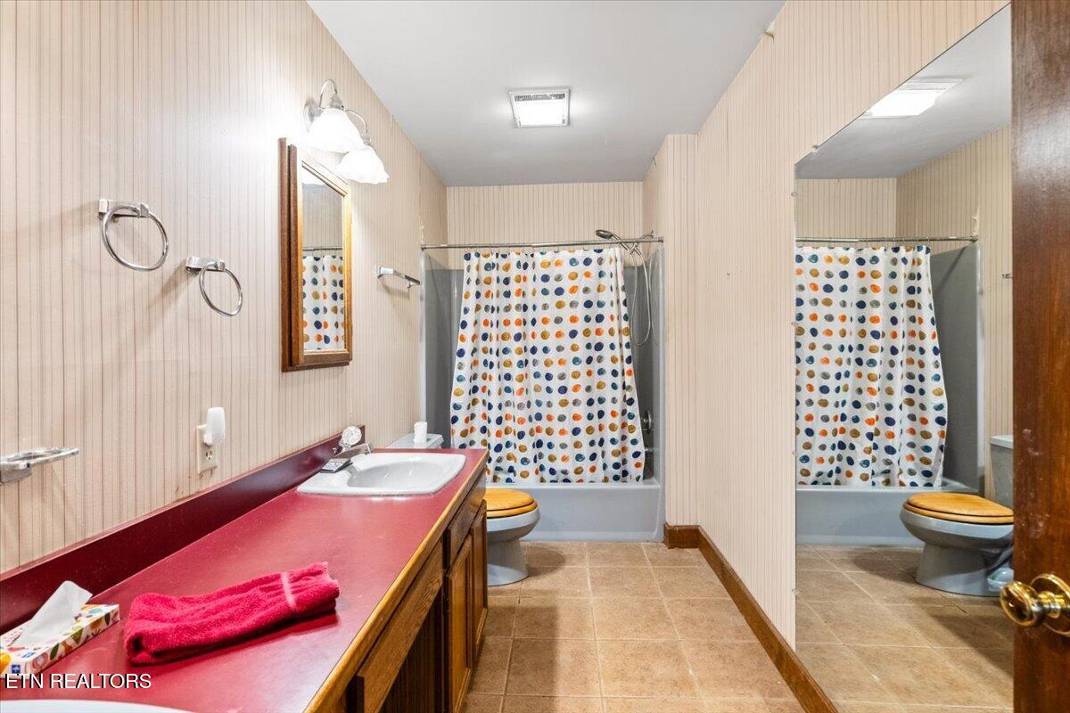 400 Imperial Heights Drive, LaFollette